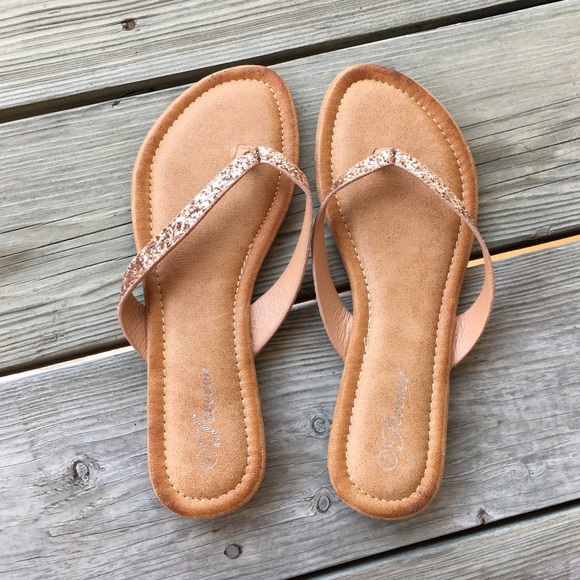 Rose gold sparkle flip flops - Picture 5 of 6